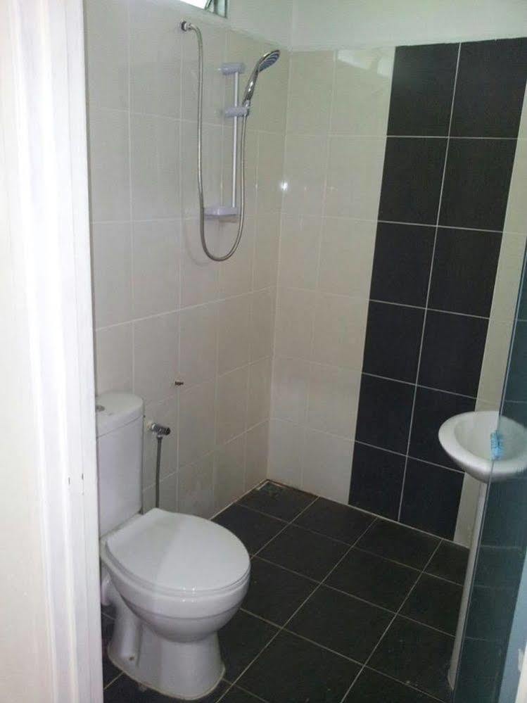 Huda Inn Pantai Cenang  Zewnętrze zdjęcie